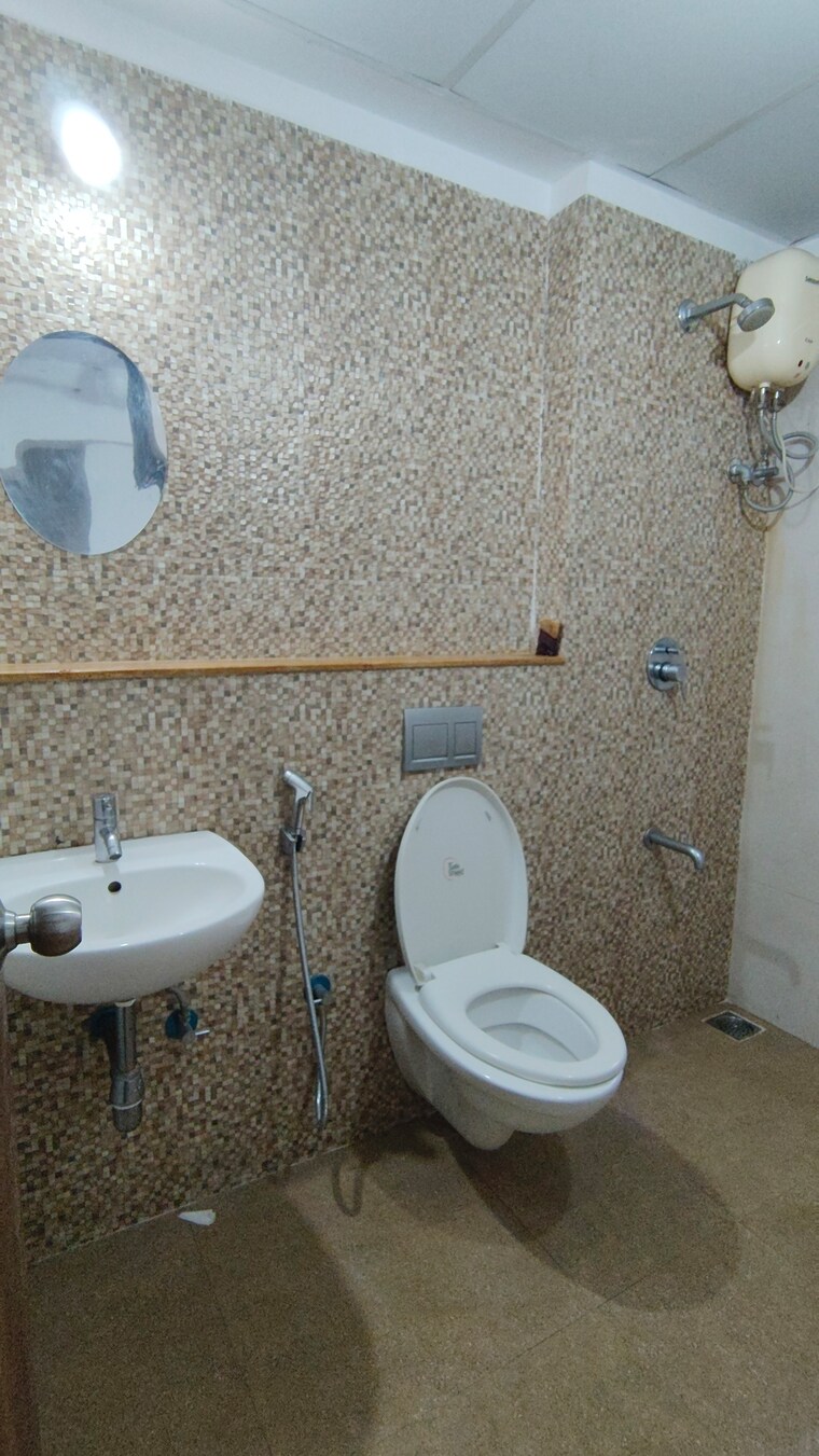 Bathroom, lodha-palava-downtown 1 Bedroom 510 Sq.Ft. Apartment In Dombivli East Thane 9277498