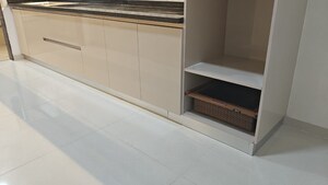 Room in 3 BHK Apartment at L&T Raintree Boulevard, Hebbal – for Rent