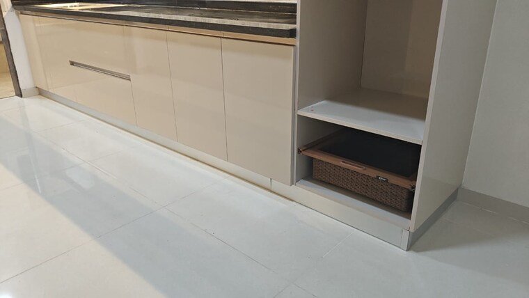 Room, l-t-raintree-boulevard 3 Bedroom 1345 Sq.Ft. Apartment In Hebbal Bangalore 9277499