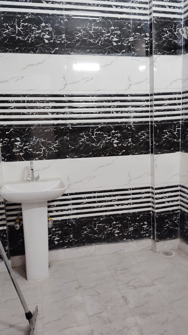 Exterior View, govindpuri 1.5 Bedroom 55 Sq.Yd. Builder Floor In Govindpuri Delhi 9277573