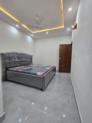 Bedroom in 1 RK Apartment at Oasis Green, Patiala Road – for Rent