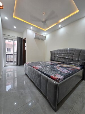 Bedroom in 1 RK Apartment at Oasis Green, Patiala Road – for Rent