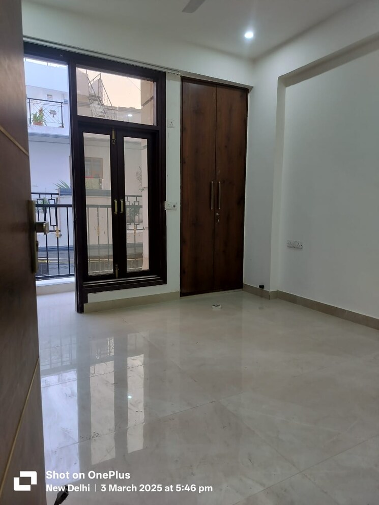Room, palm-residency-chhatarpur 1 Bedroom 550 Sq.Ft. Apartment In Chattarpur Delhi 9277618