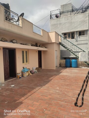 Terrace in 1 BHK Independent House at Kammanahalli – for Rent