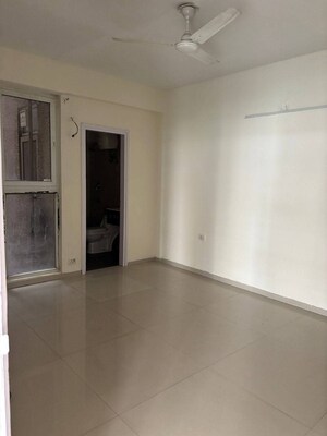 Room in 3 BHK Apartment at Tulip Violet, Sector 69 – for Sale