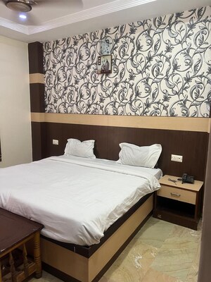 3 BHK Apartment For Sale in Bangur Nagar