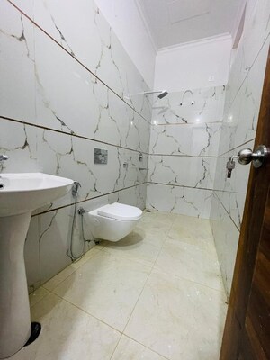 Bathroom in 3.5 BHK Villa at Sahastradhara Road – for Sale