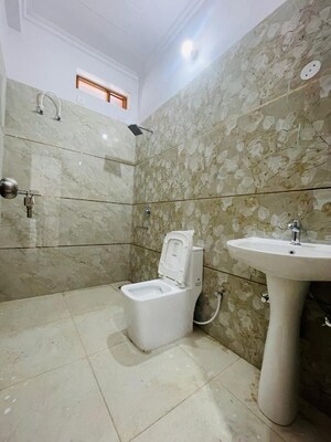 Bathroom in 3.5 BHK Villa at Sahastradhara Road – for Sale