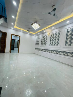3.5 BHK Villa For Sale in Sahastradhara Road