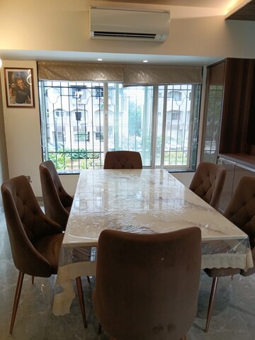 Master Bedroom in 3 BHK Apartment at Kabra Metro One, Andheri West – for Rent