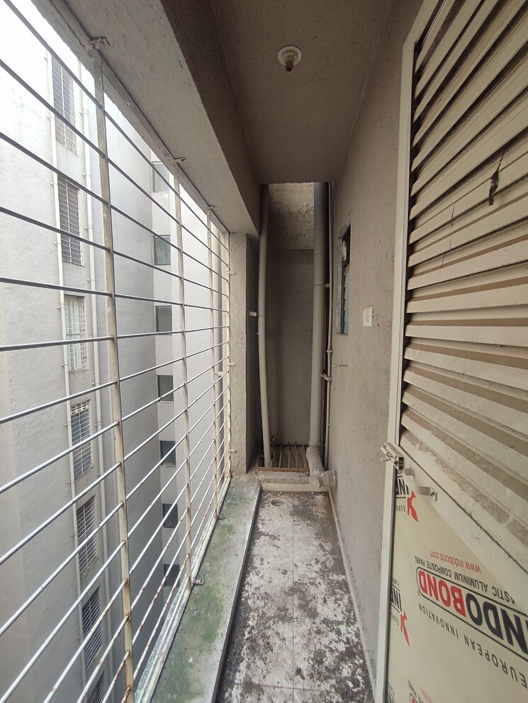 Balcony, unique-greens-ghodbunder-road 2 Bedroom 650 Sq.Ft. Apartment In Ghodbunder Road Thane 9277689