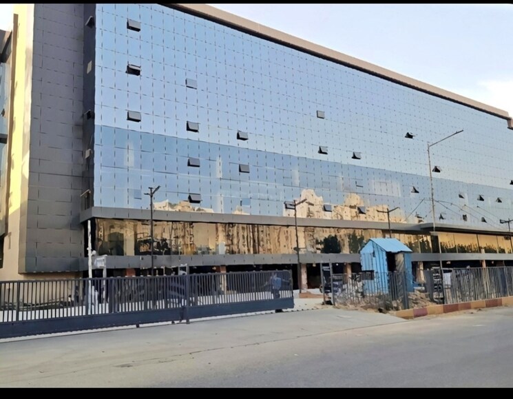 Exterior View, mipl-platinum-mall Commercial Office Space 729 Sq.Ft. In Sushant Golf City Lucknow 9277701