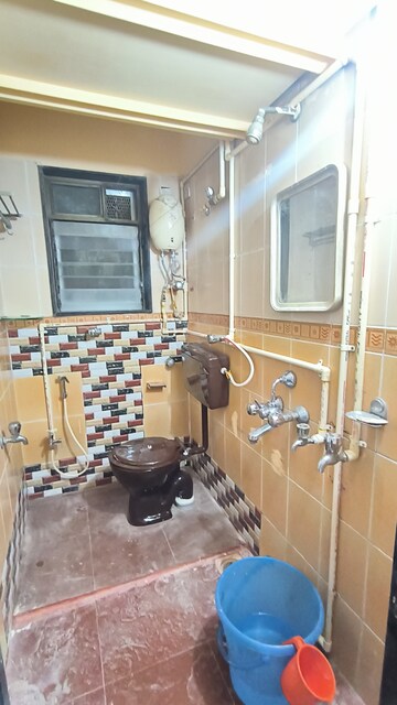 Team Area in 2 BHK Apartment at Ishaan Apartment, Prabhadevi – for Rent