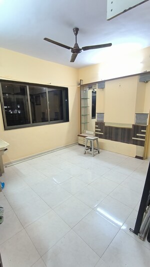 Room in 2 BHK Apartment at Ishaan Apartment, Prabhadevi – for Rent