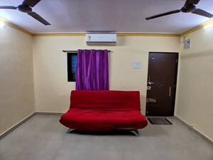 Living Room in 1 BHK Apartment at Santacruz East – for Rent