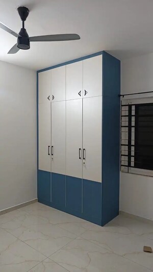 Room in 3 BHK Apartment at Trendsquares Ambience, Thanisandra Main Road – for Rent