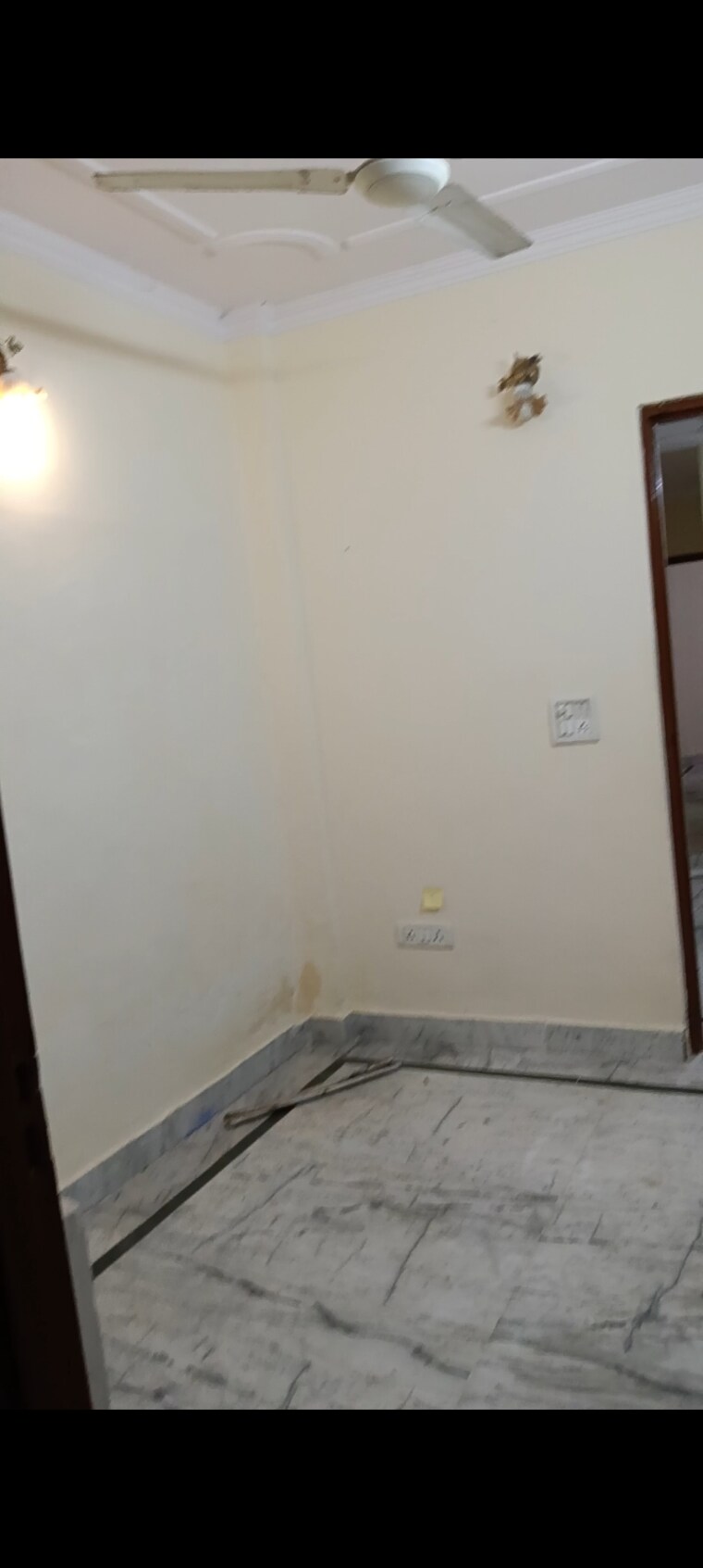 Room, govindpuri 2 Bedroom 50 Sq.Yd. Builder Floor In Govindpuri Delhi 9277736