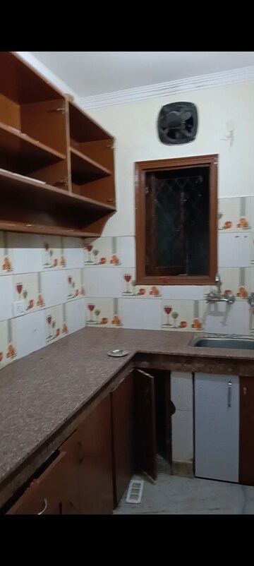 Kitchen in 2 BHK Builder Floor at Govindpuri – for Rent