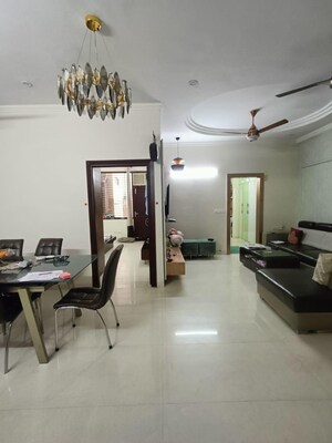 Living Room in 2.5 BHK Builder Floor at Sector 38 – for Rent