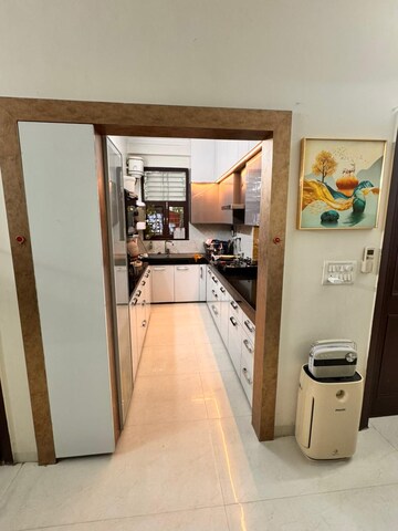 Kitchen in 2.5 BHK Builder Floor at Sector 38 – for Rent