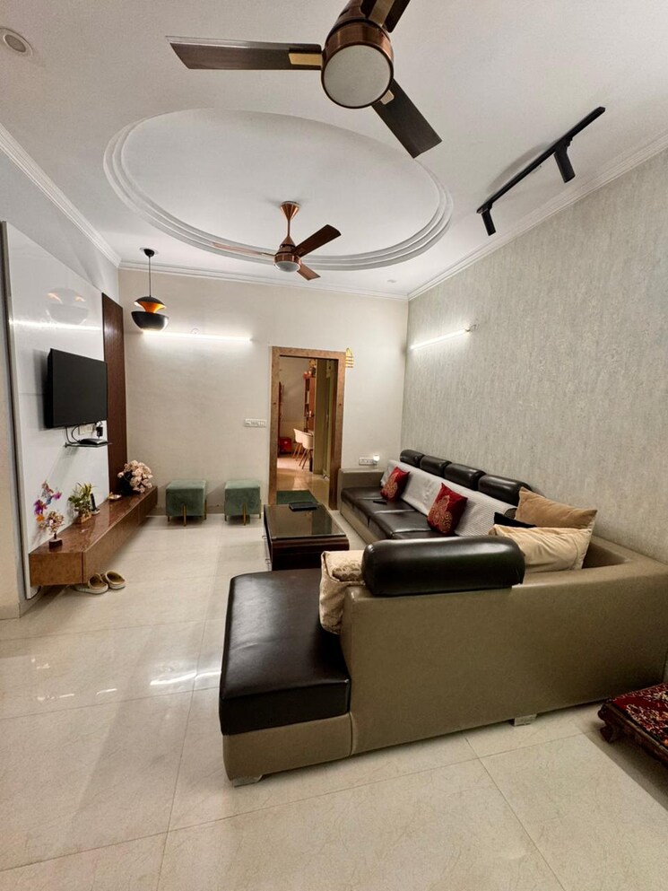 Living Room, sector 38 2.5 Bedroom 1600 Sq.Ft. Builder Floor In Sector 38 Gurgaon 9261544