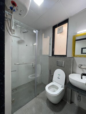 Bathroom in 3 BHK Builder Floor at White Pearl Residency, Sector 5 – for Rent