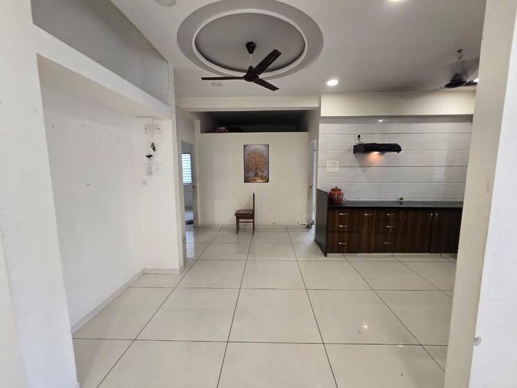 Room, harni road 3 Bedroom 1590 Sq.Ft. Apartment In Harni Road Vadodara 9277730