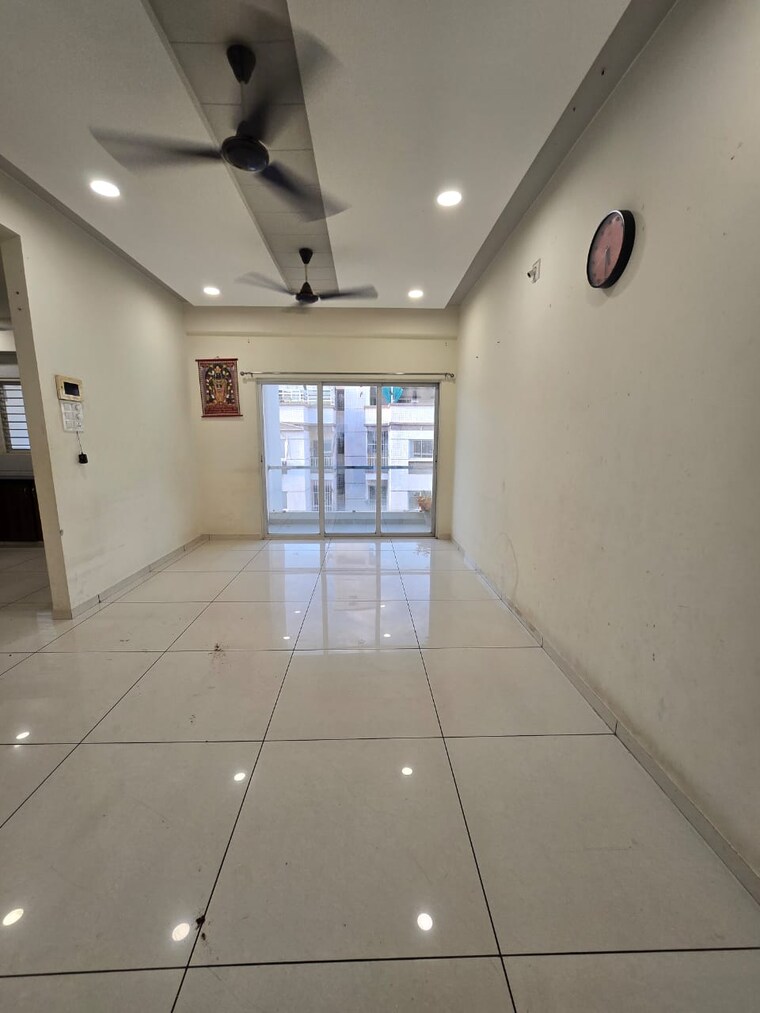 undefined, harni road 3 Bedroom 1590 Sq.Ft. Apartment In Harni Road Vadodara 9277730