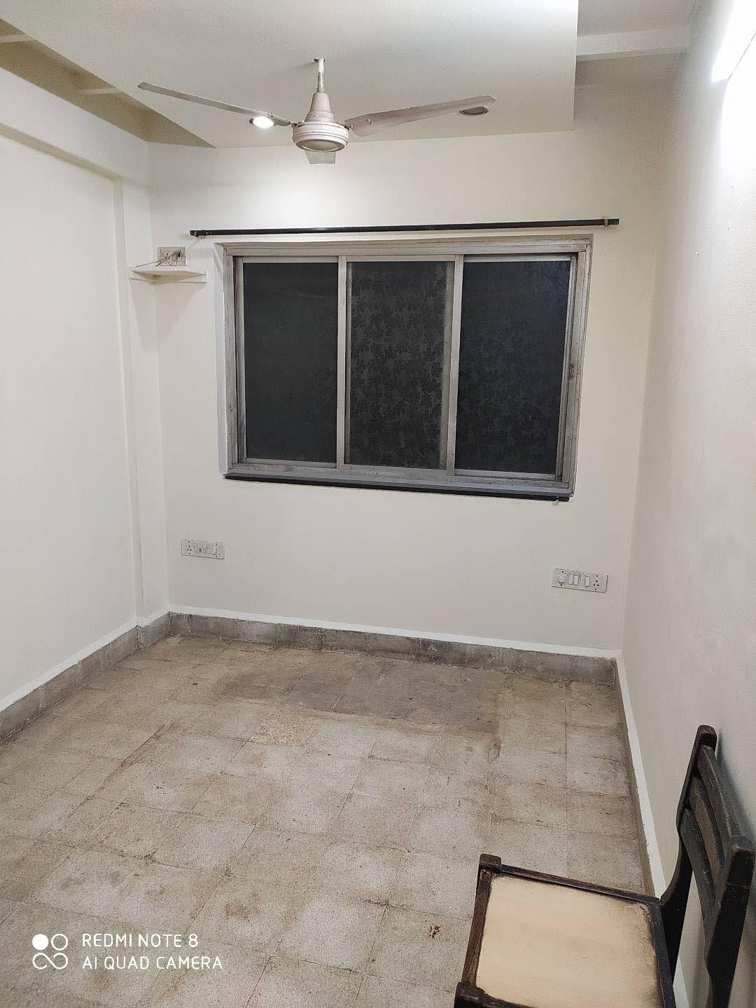 1.5 BHK Apartment For Sale in Subhash Nagar