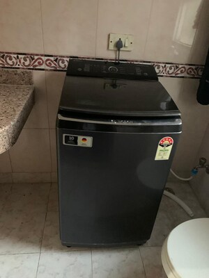 Furnished Amenities in 3.5 BHK Builder Floor at Vasant Vihar – for Rent