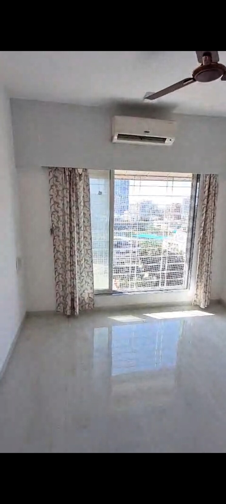 Room, liberty-garden 3 Bedroom 950 Sq.Ft. Apartment In Malad West Mumbai 9277753