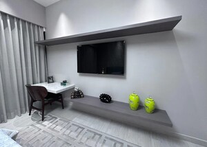 Room in 4 BHK Apartment at Tulip Crimson, Sector 70 – for Sale