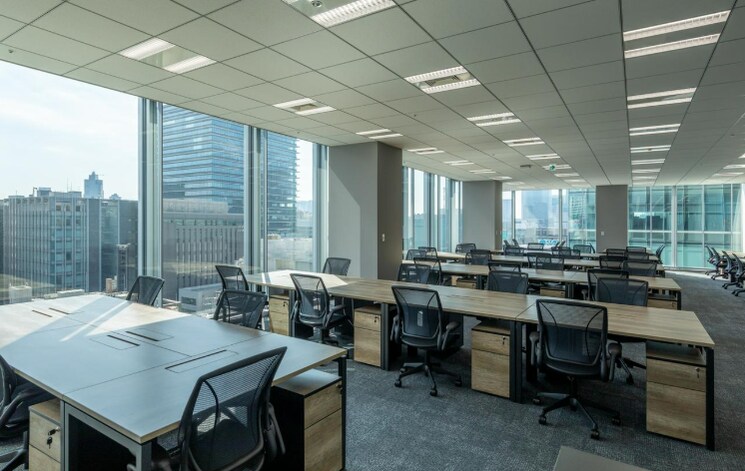 Gym, kalpataru-square Commercial Office Space 7200 Sq.Ft. In Andheri East Mumbai 9277768