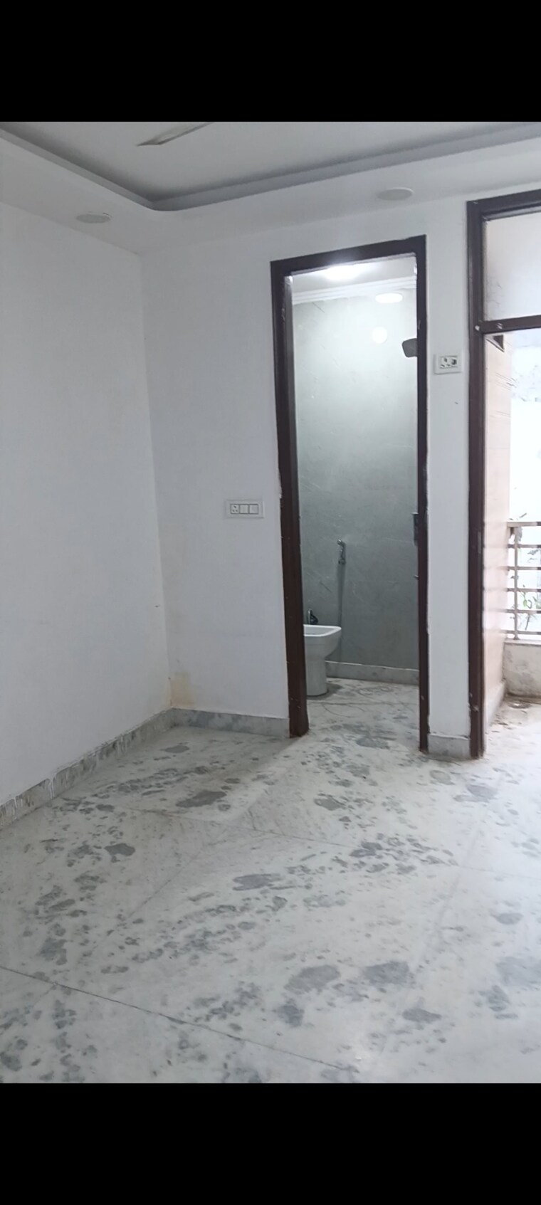 Room, govindpuri 2 Bedroom 65 Sq.Yd. Builder Floor In Govindpuri Delhi 9277793
