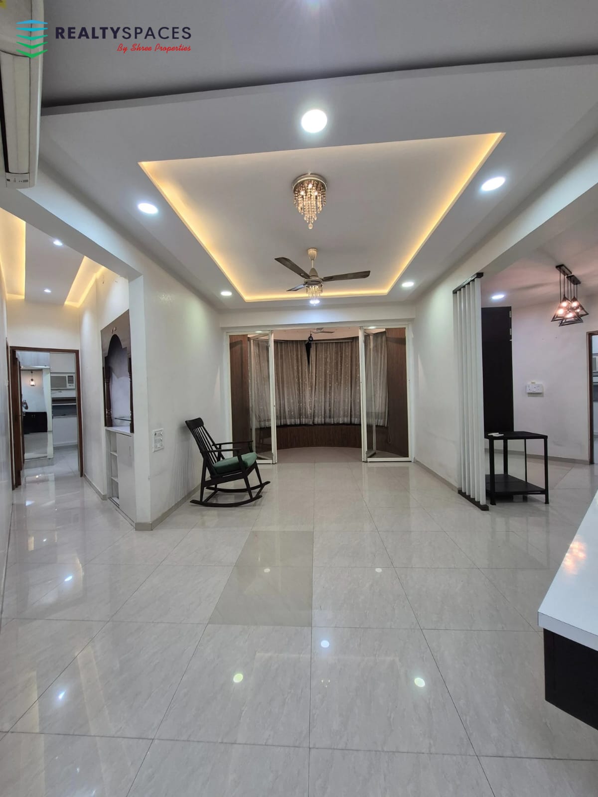 2.5 BHK + Pooja Room Apartment For Rent in Radha Madhav