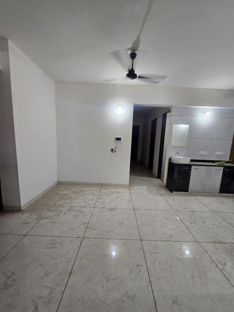 Living Room, sama savli road 3 Bedroom 1800 Sq.Ft. Apartment In Sama Savli Road Vadodara 9277786