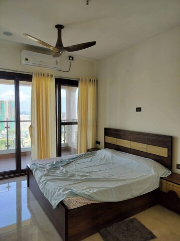 Bedroom in 3 BHK Apartment at Surbhi CHS Andheri West, Andheri West – for Rent