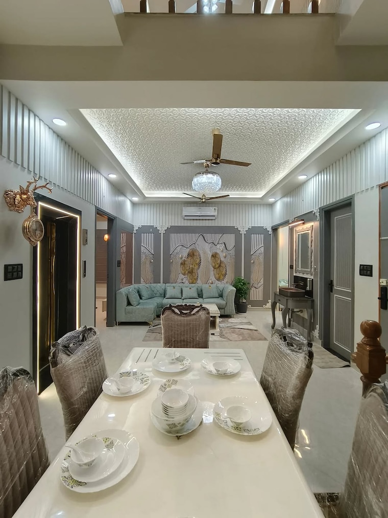 Living Room, ashok vihar 4 Bedroom 300 Sq.Yd. Builder Floor In Ashok Vihar Delhi 9277828