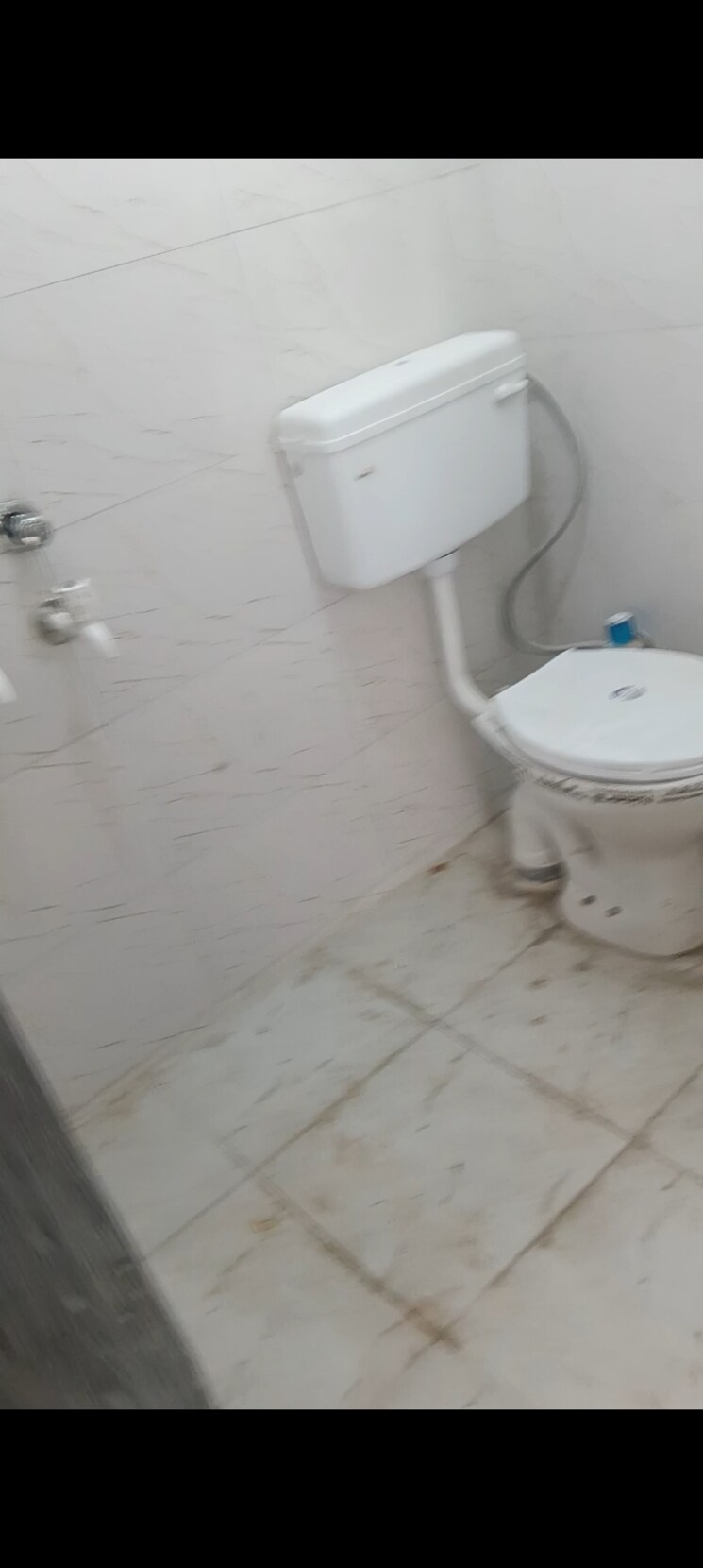 Bathroom, govindpuri 2 Bedroom 50 Sq.Yd. Builder Floor In Govindpuri Delhi 9277808