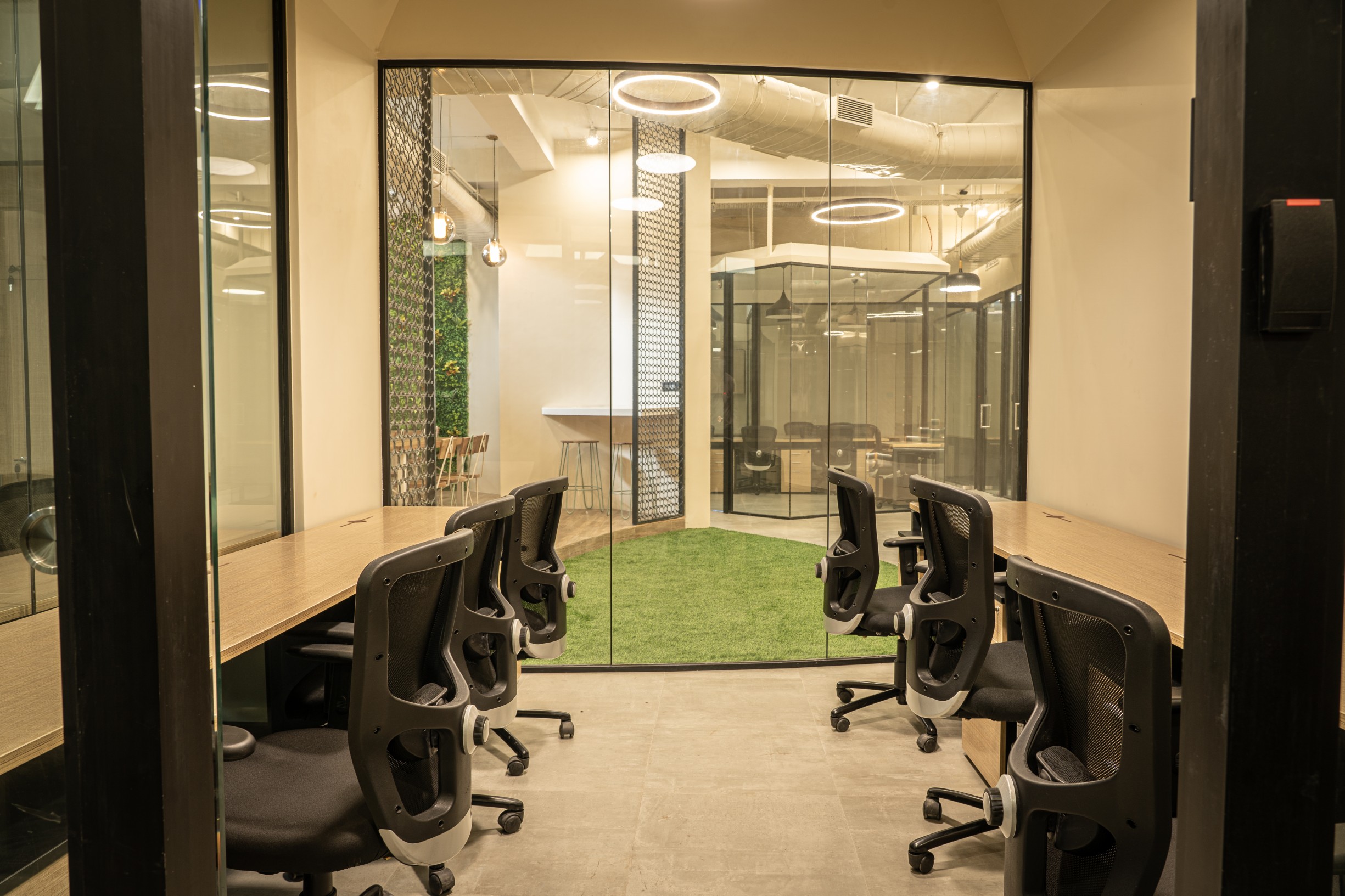 Office Space For Rent in Sahar Plaza