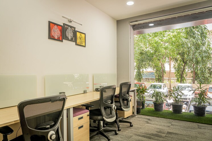 Team Area, sahar-plaza Commercial Office Space 700 Sq.Ft. In Andheri East Mumbai 9277827