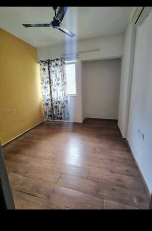 Room in 2 BHK Apartment at Lodha Casa Bella, Dombivli East – for Rent