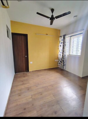 Room in 2 BHK Apartment at Lodha Casa Bella, Dombivli East – for Rent