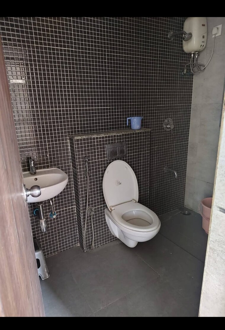 Bathroom, lodha-casa-bella 2 Bedroom 628 Sq.Ft. Apartment In Dombivli East Thane 9277832