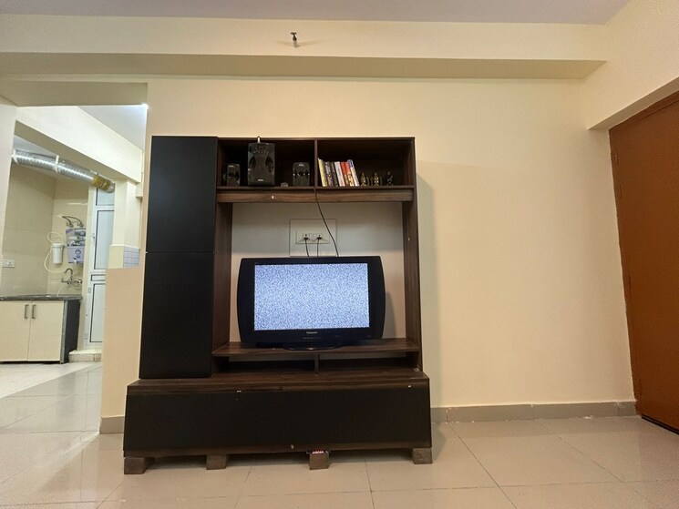 Room, kbnows-apartment 4 Bedroom 1784 Sq.Ft. Apartment In Sector 16 Greater Noida Greater Noida 9277844