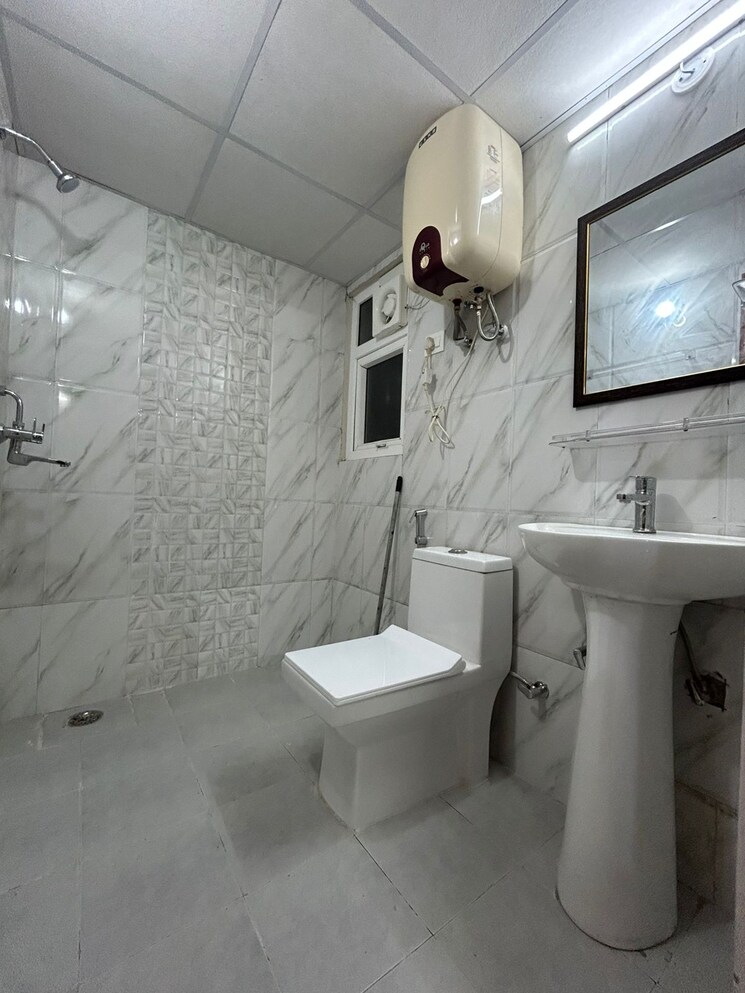 Bathroom, kbnows-apartment 4 Bedroom 1784 Sq.Ft. Apartment In Sector 16 Greater Noida Greater Noida 9277844