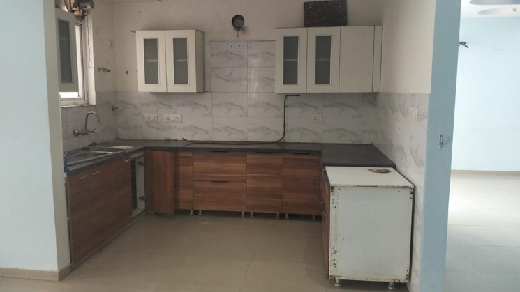 Kitchen, vip road 3 Bedroom 1690 Sq.Ft. Apartment In Vip Road Zirakpur 9277856