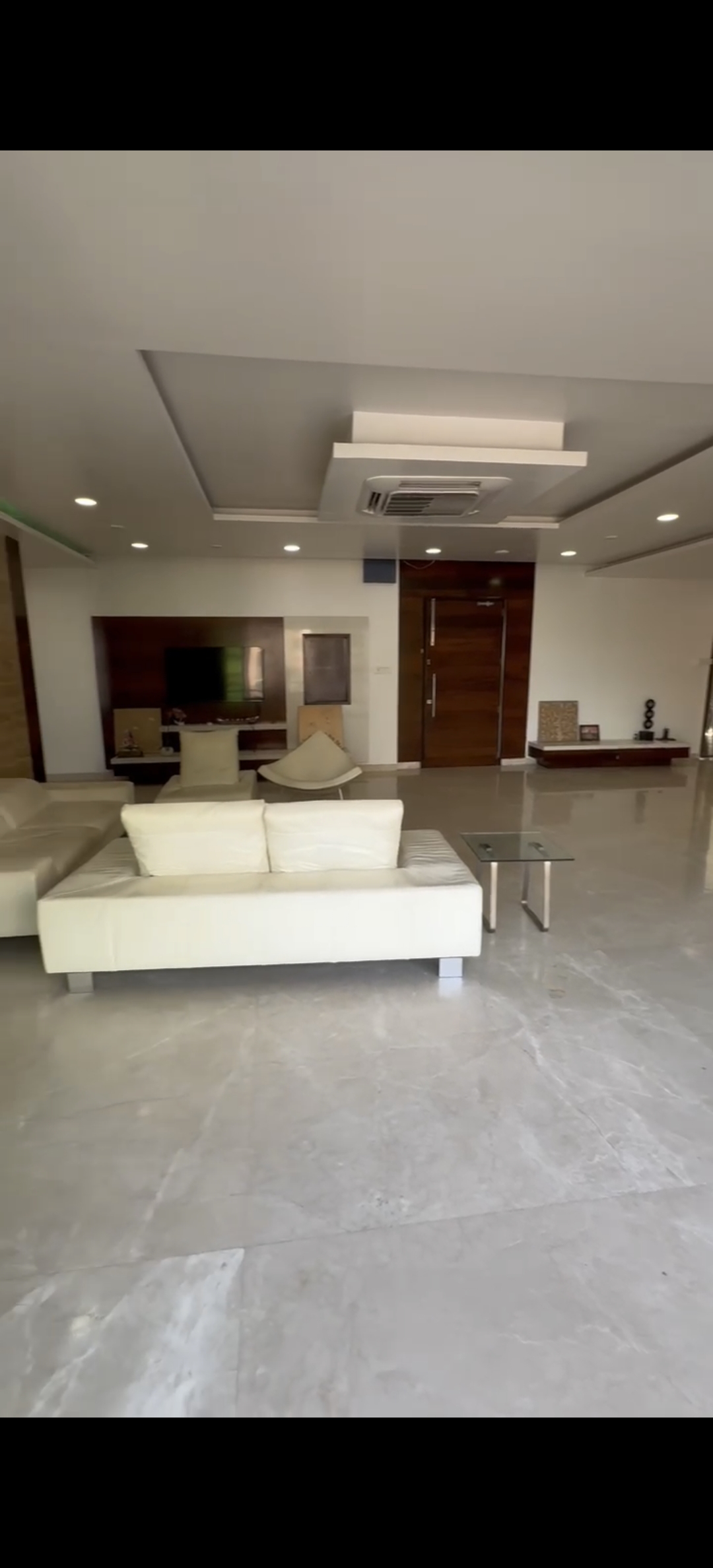 4 BHK + Pooja Room,Study Room Apartment For Rent in Transcon Flora Heights