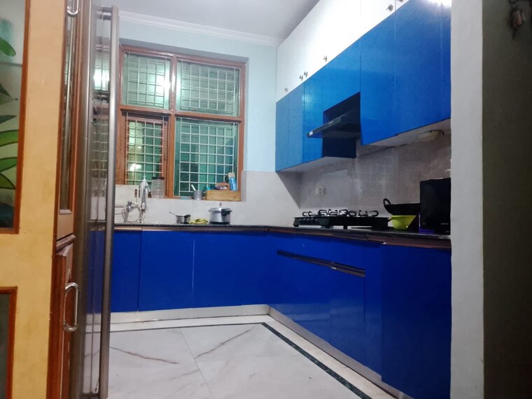 Kitchen, mayfield garden 3 Bedroom 300 Sq.Yd. Builder Floor In Mayfield Garden Gurgaon 9277946