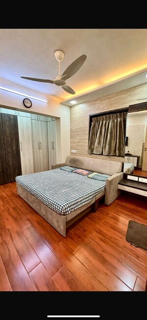 Bedroom in 1 BHK Apartment at Panorama Towers, Andheri West – for Rent